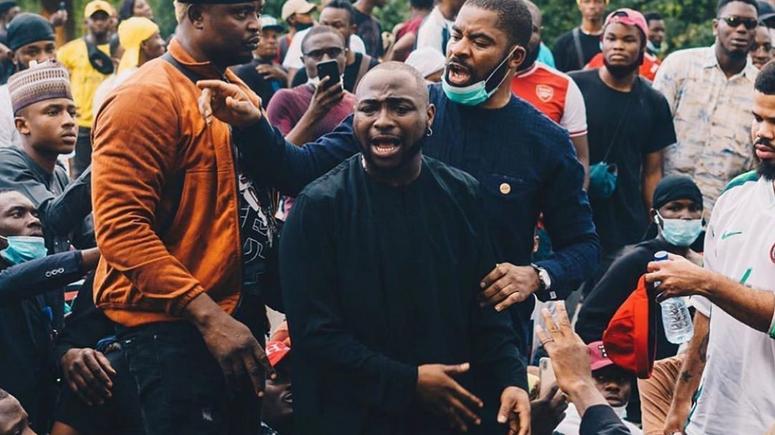Davido joined at the #EndSARS protests in Abuja (Fortune)