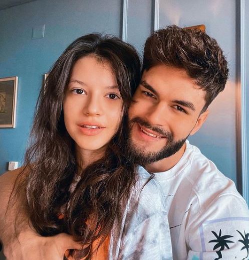 Cleopatra Stratan, replică jignitoare pentru Bursucu, în direct, la TV. Ce a deranjat-o pe artistă: „Era prima întrebare a oricărui idiot”