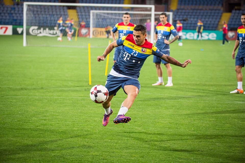 Armenia - România (sâmbătă, ora 19:00, TVR 1). Tricolorii au făcut antrenamentul oficial la Erevan. Jucătorii vor câte o mașină primă de calificare / GALERIE FOTO&VIDEO