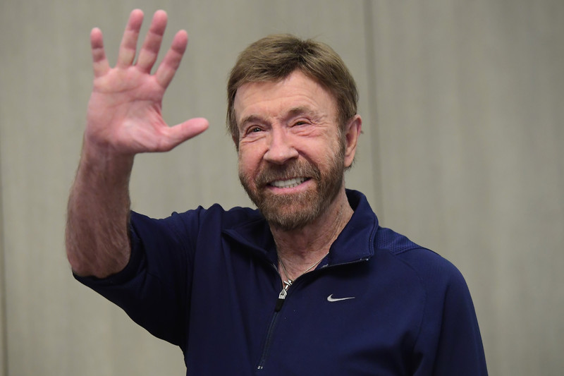 Chuck Norris a împlinit 84 de ani și se laudă cu o formă fizică de invidiat: „Mă simt ca la 48 de ani”