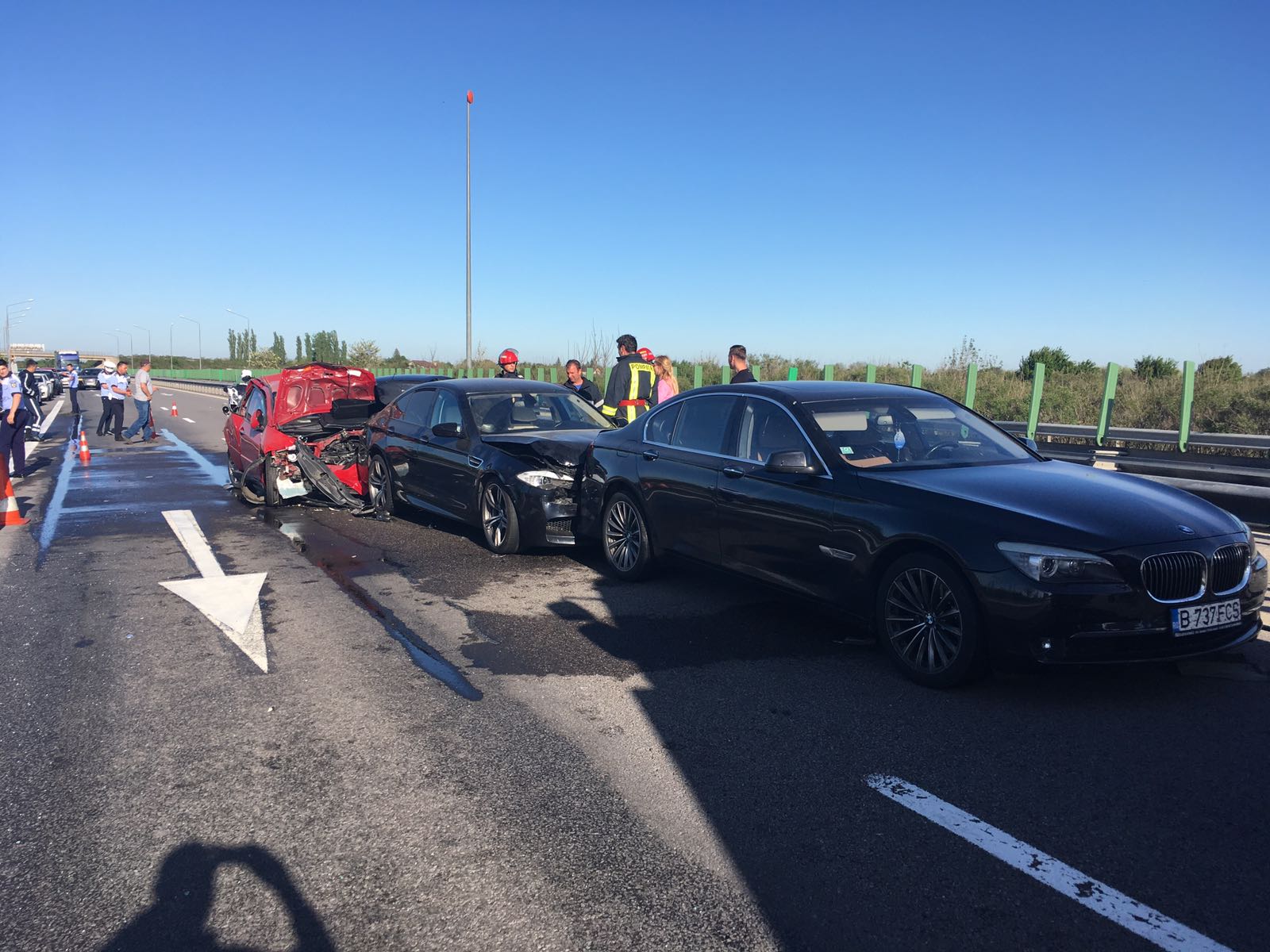 UPDATE/S-a reluat circulația rutieră pe Autostrada Soarelui, la Lehliu, după accidentul soldat cu șase răniți
