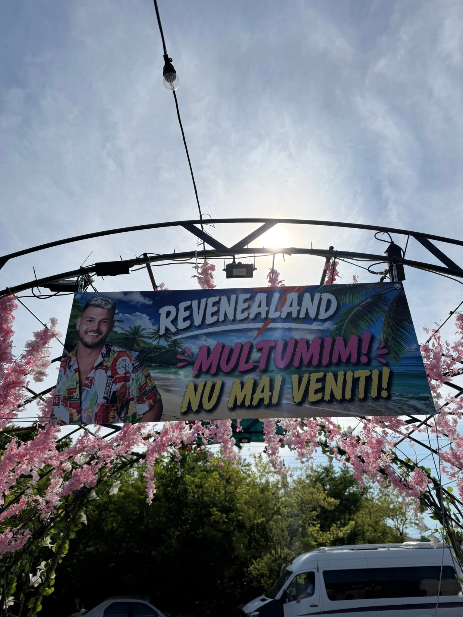 „Universul” apărut în Lazu, lângă Constanța. E creat de Răzvan Botezatu: „Am un «land» întreg”