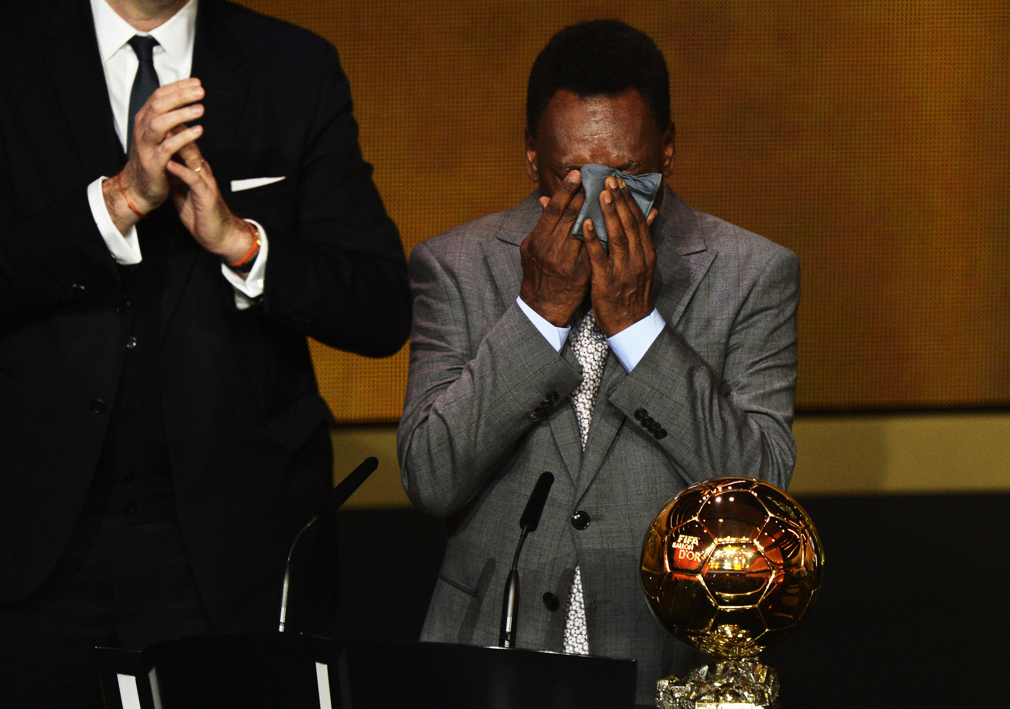 Pele a murit. Legenda fotbalului din Brazilia avea 82 de ani. Neymar: „Pele e etern!”
