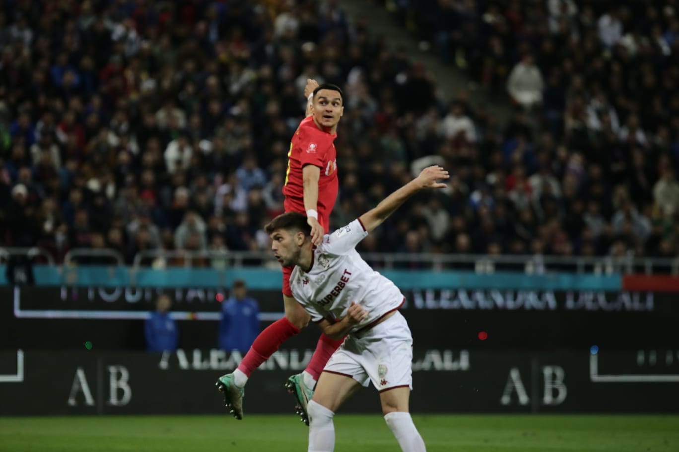 FCSB amână petrecerea de titlu. Remiză cu Rapid, în derby-ul electrizant de pe Arena Națională