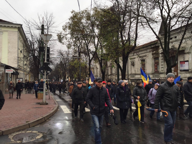 Marș pentru unire la Chișinău. Peste 3.000 de oameni au ieșit în stradă| FOTO&VIDEO