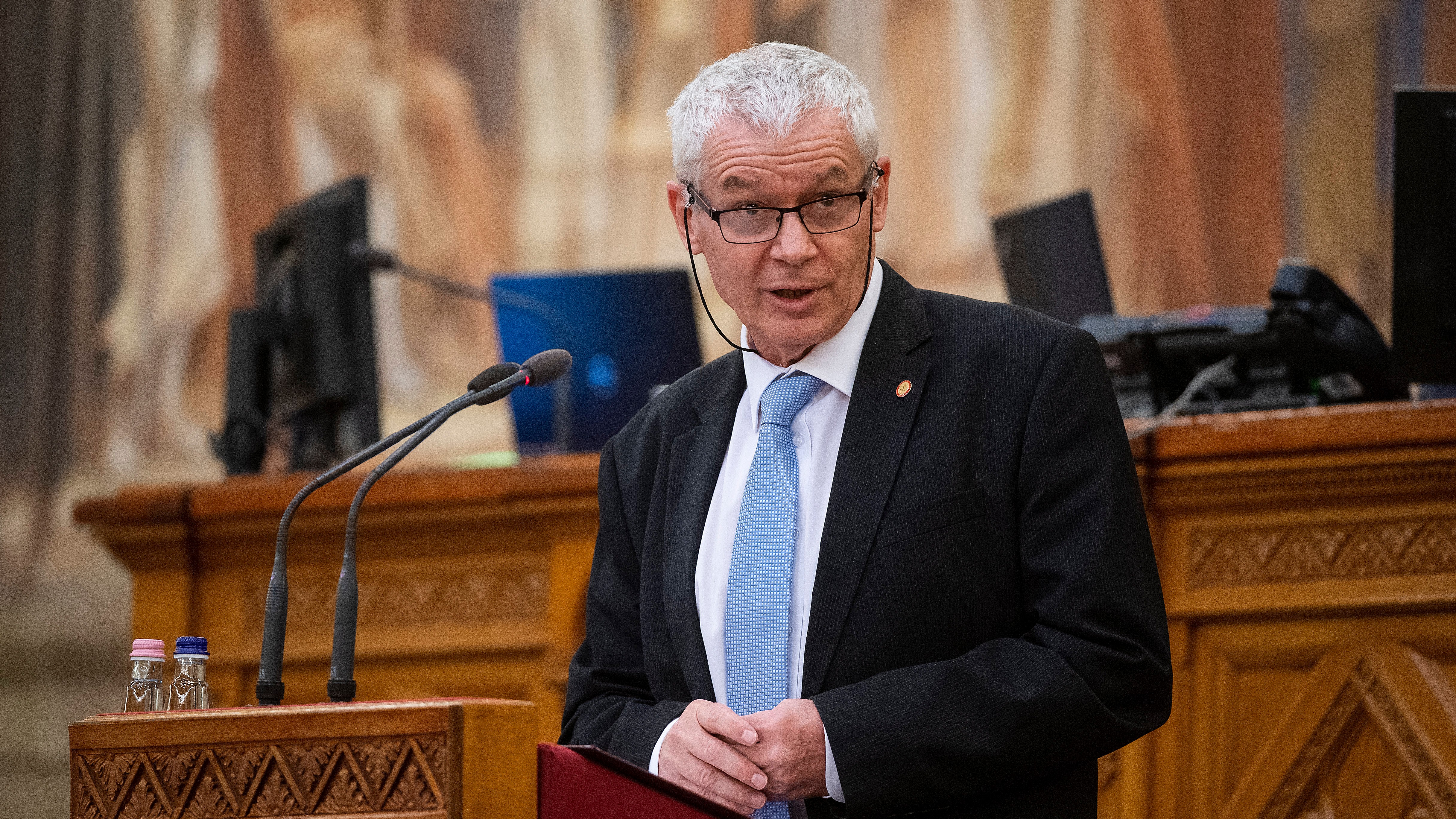 „A büntetőjogi felelősségről nem miniszteri Facebook-bejegyzés dönt” – Polt Péter reagált Gajdos László kijelentésére