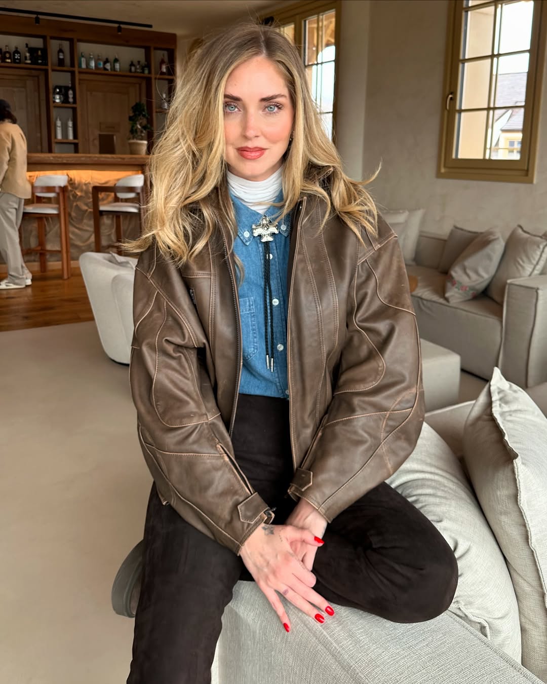 Cum a apărut Chiara Ferragni la Castelul Bran. Suvenirul pe care l-a luat să-i aducă aminte de România