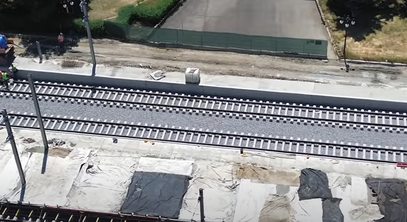 Imagini spectaculoase din dronă arată cum prinde contur noua față a Gării Brașov I VIDEO