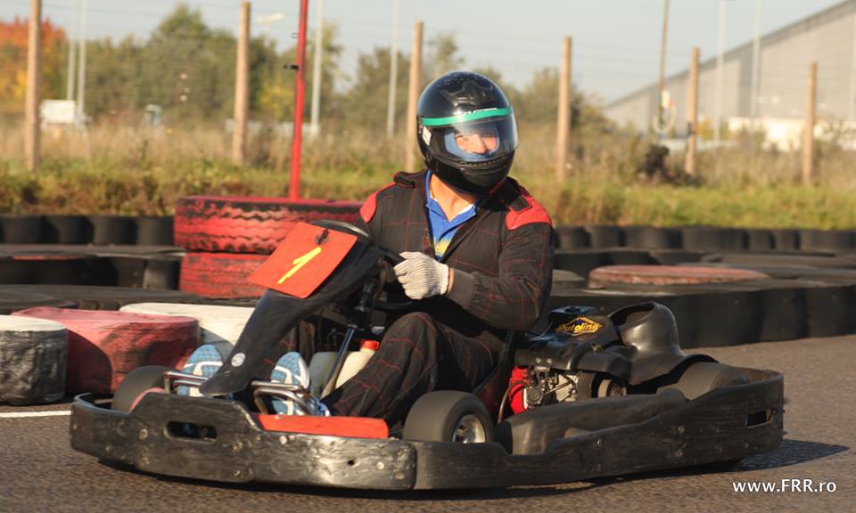 Stejarii s-au distrat la karting, în aşteptarea meciului cu naţionala Canadei, marți, ora 18:45 / GALERIE FOTO