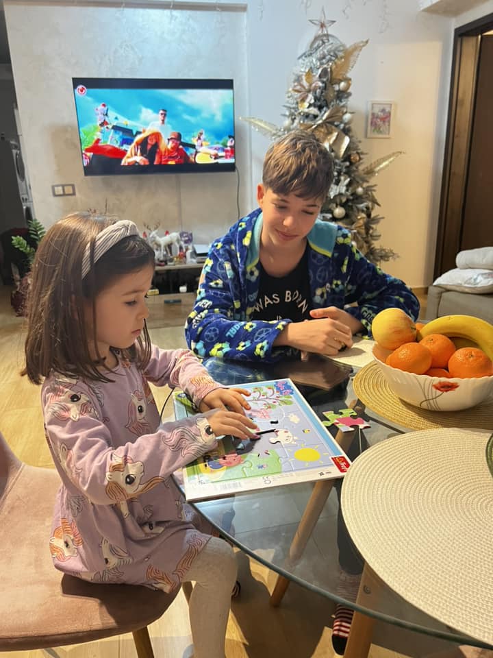 Tatăl Deei Maxer, replici dure la adresa fostului ginere. Ce a spus despre Dinu: „A scăpat de chinul vieții ei și al nostru”