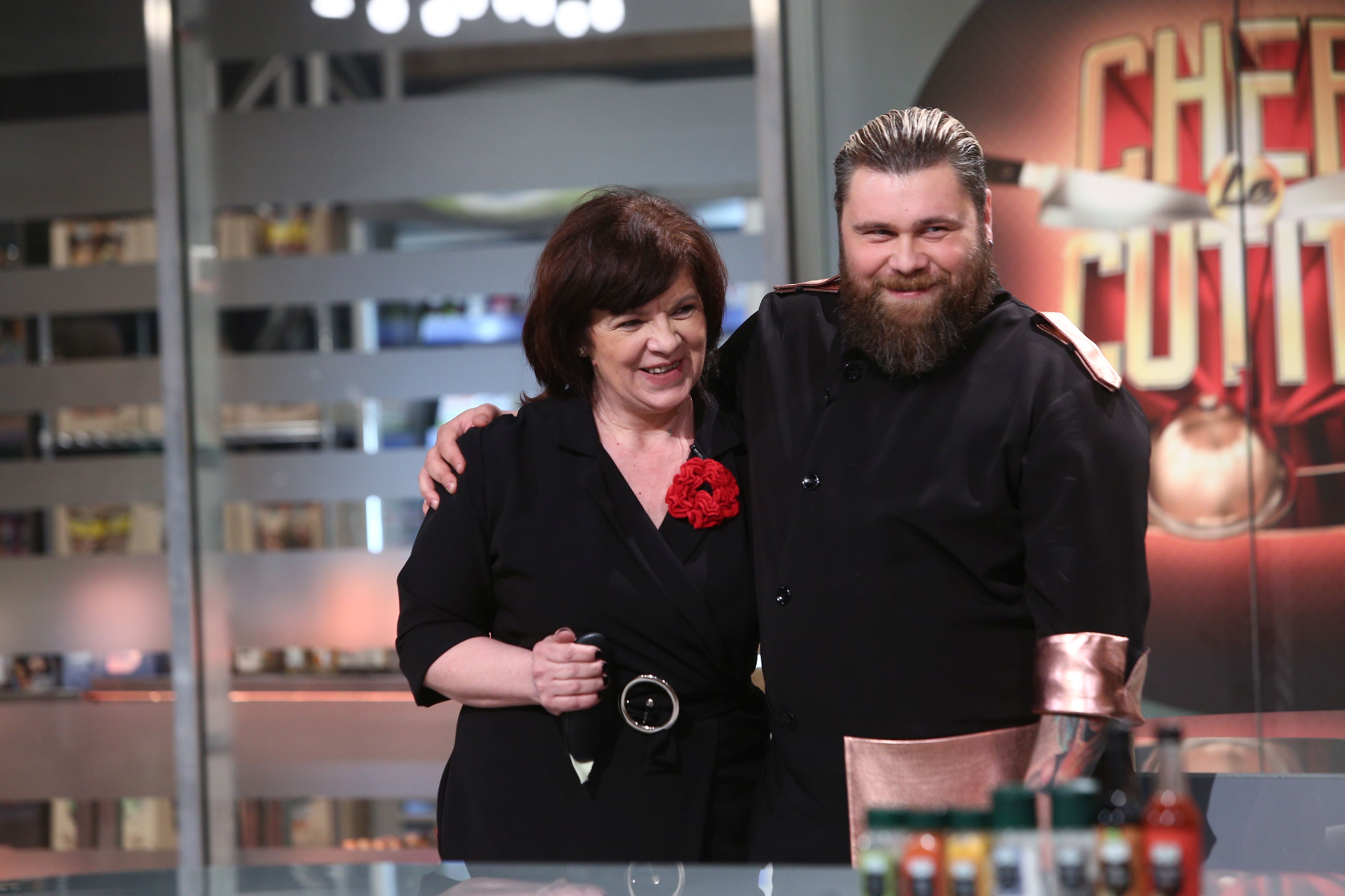 Numele finaliștilor de la „Chefi la cuțite” au fost dezvăluite. Cine luptă pentru premiul de 30.000 de euro