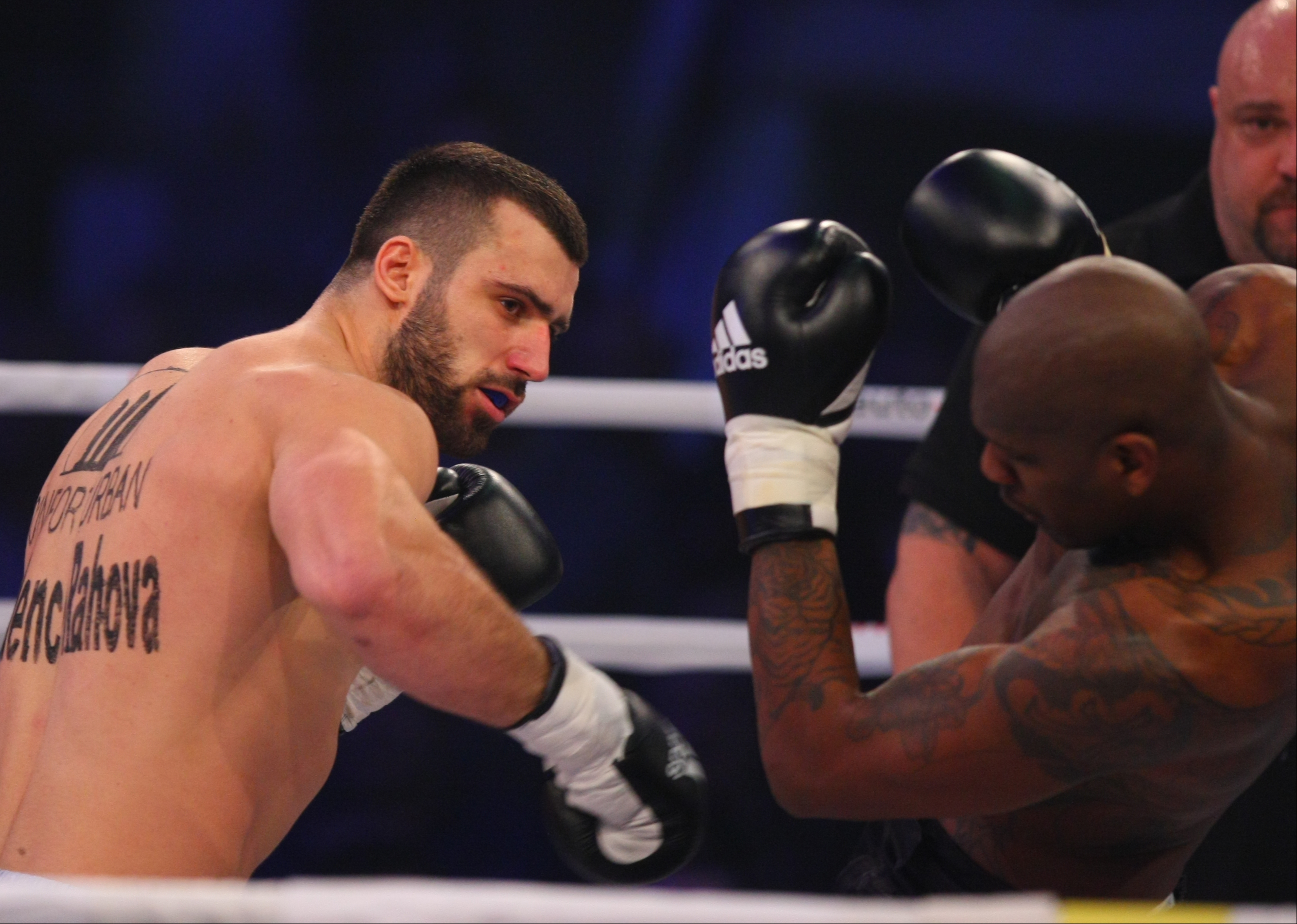Meciul în urma căruia Amansio Paraschiv a devenit campion mondial Superkombat New Heroes! VIDEO& FOTO