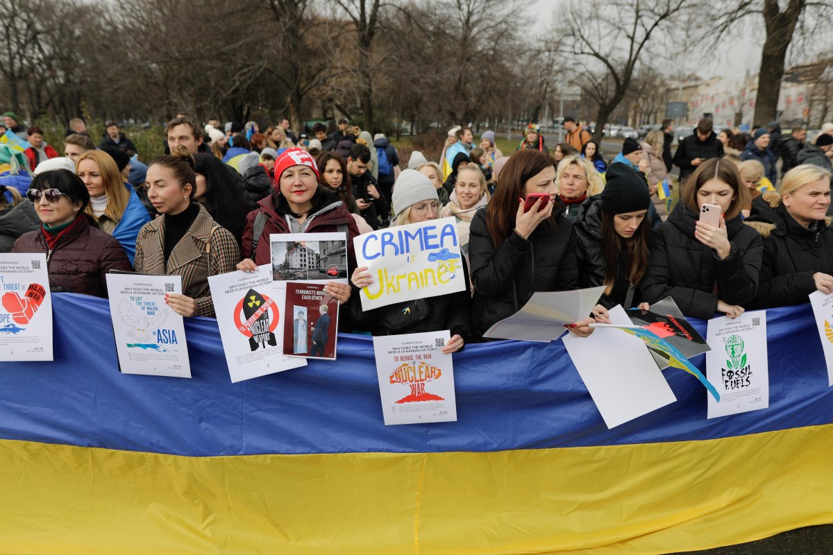 Miting de protest al refugiaților din Ucraina față de războiul declanșat de Rusia, în fața Ambasadei Kievului la București