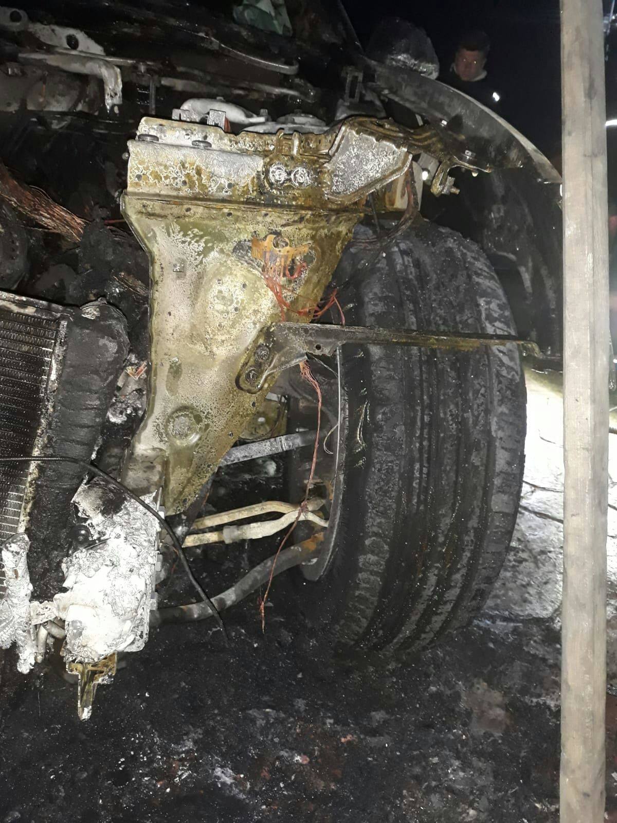 Mașina Georgetei Rus, fost consilier județean din Timiș, a luat foc. Medicul crede că ar fi o mână criminală