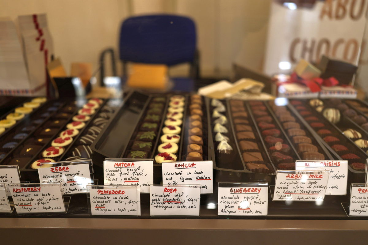 Chocolate Saga 2025: festivalul care sparge toate regulile la Biblioteca Națională. Ciocolată cu vin roșu, parfumuri de lux și praline cu ardei iute