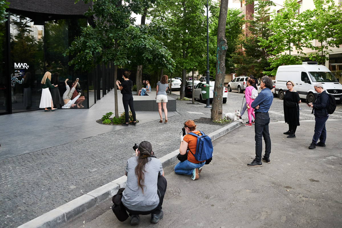 "Dans la MARe" la Muzeul de Artă Recentă. Coregrafii Andreea Belu şi Cosmin Manolescu au deschis stagiunea de dans contemporan