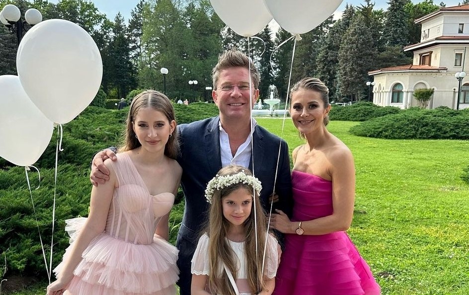 Care este, de fapt, relația lui Pavel Bartoș cu fetele lui. Detalii neștiute din familia actorului. „Își fac bugetele lor”