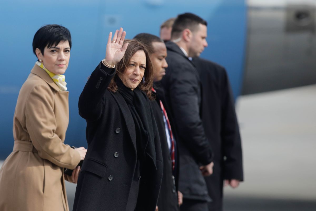 Kamala Harris, vicepreședinta SUA, mesaj pentru români: „Am văzut cum ați primit refugiați și știm greutățile pe care le întâmpinați. Ați arătat așa mult curaj”