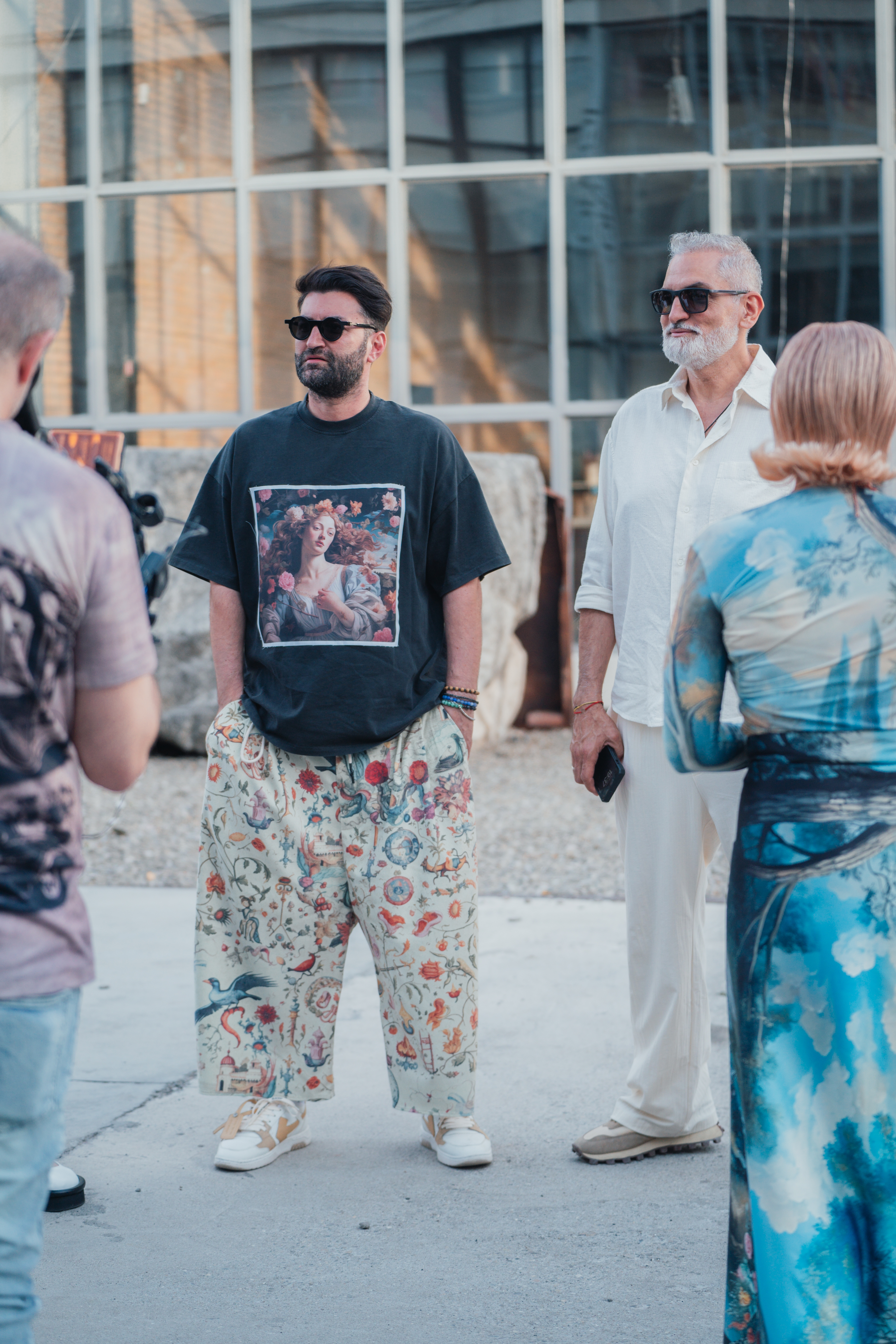 Irina Voinea, designerul care a avut curajul să lanseze o colecție de haine cu ajutorul inteligenței artificiale. „AI-ul mi-a deschis o nouă lume”/ EXCLUSIV