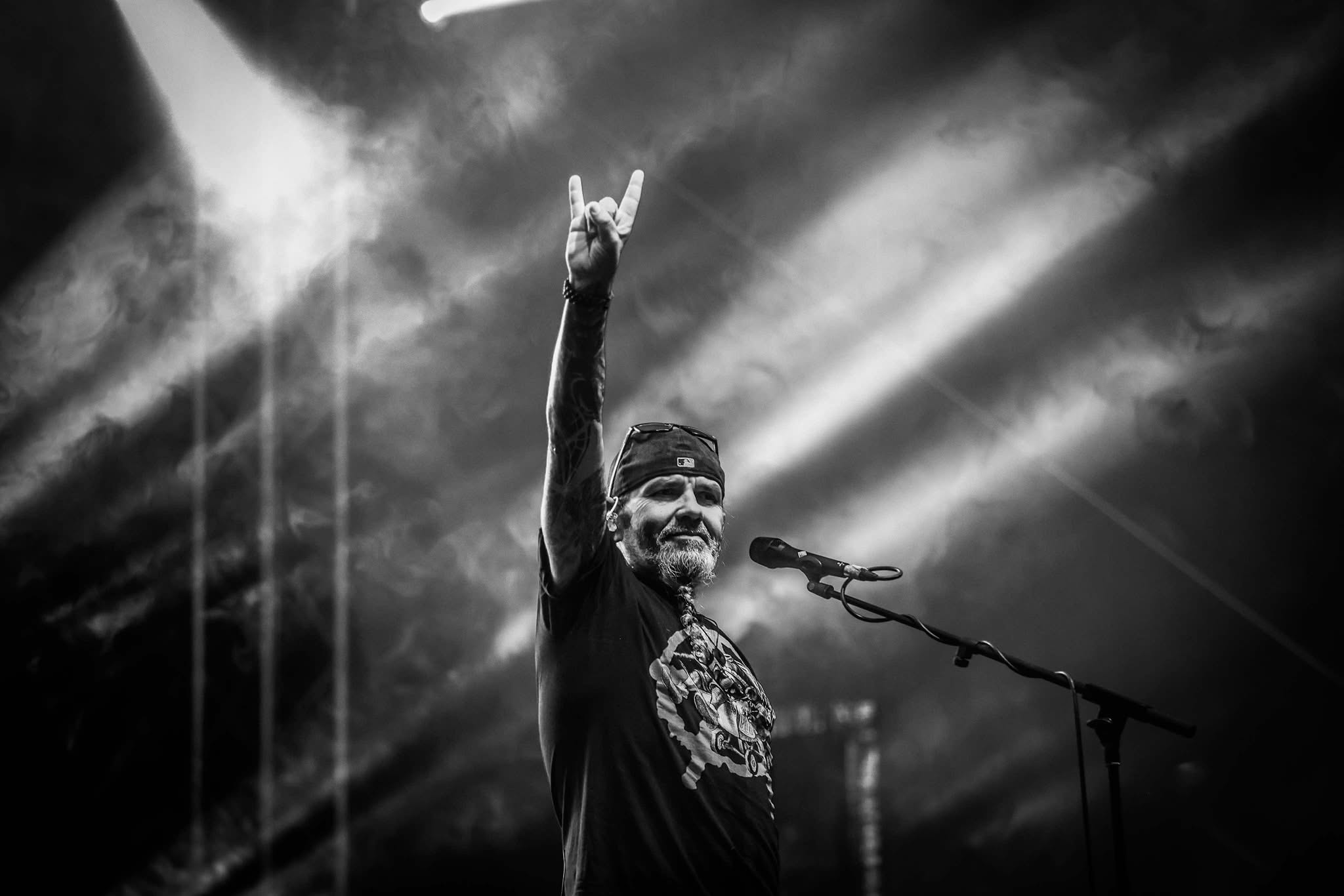 Adrian Igrișan, solistul trupei Cargo: „Eu respir rock. Ducem viața pe care o iubim datorită oamenilor care vin să ne vadă și care ne cumpără muzica și biletele la concerte“