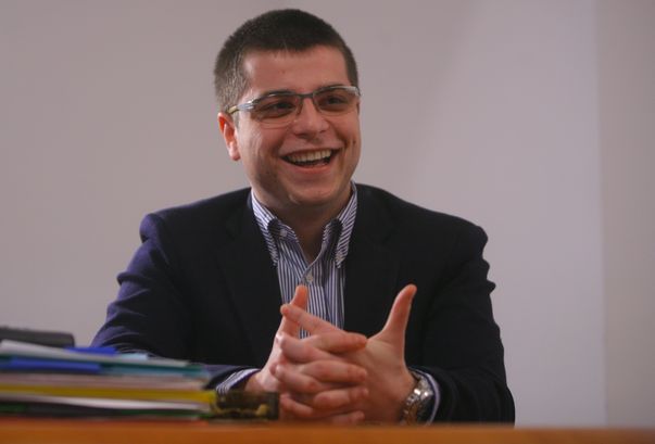 Adriana Bahmuțeanu l-a dat în judecată pe Honorius Prigoană: „Înșelăciune și spălarea banilor”. La mijloc ar fi vorba despre 800.000 de euro