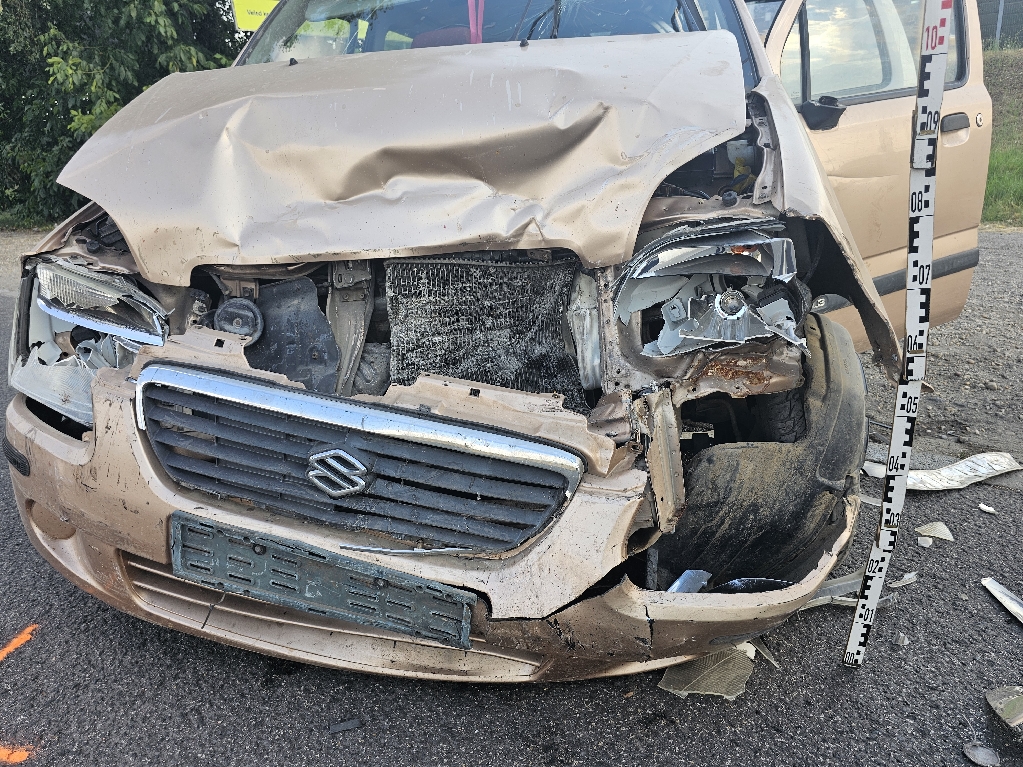 Jogosítvány nélküli sofőr okozott brutális balesetet Budapesten: egy kisgyermek súlyosan megsérült - fotókon a szétzúzott autók