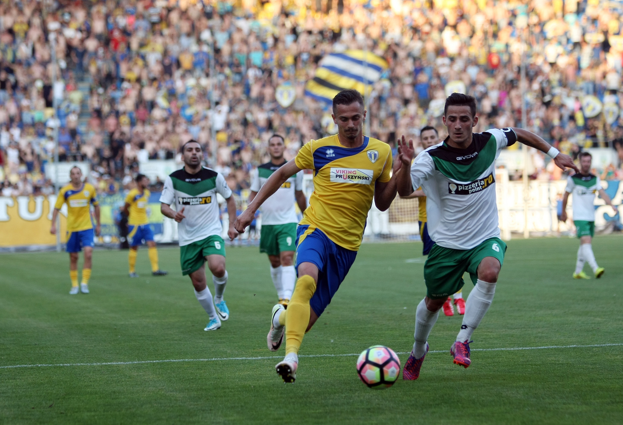 Petrolul Ploiești a promovat în Liga 3. Atmosferă fantastică pe stadionul ”Ilie Oană”. Rezultate | FOTO