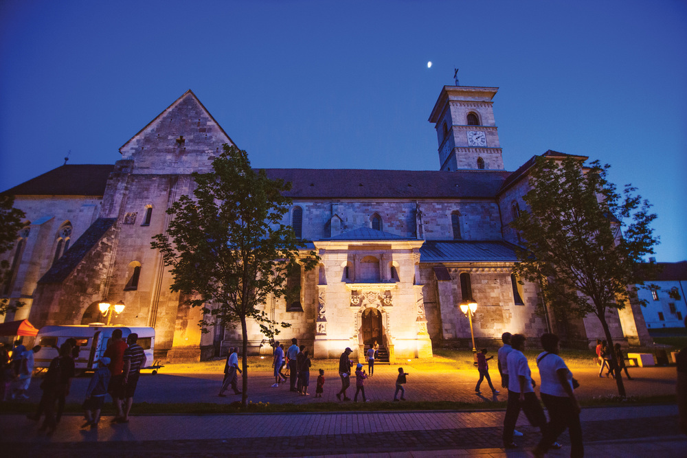 TURIST ÎN ȚARA MEA. "Cealaltă Capitală”, Alba Iulia, "vedeta” Anului Centenar. Anul în care sunt aşteptați 1 milion de turişti/ FOTO