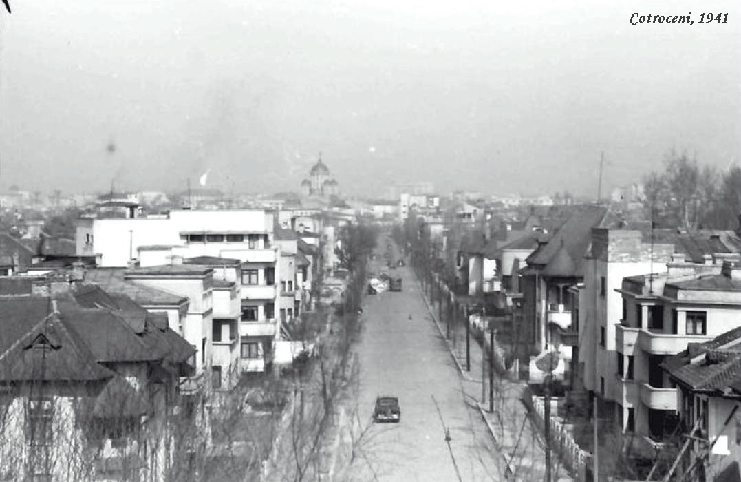 FOTO/ Cum arată vila dintr-o zonă de lux a Capitalei scoasă la vânzare cu aproape 2 milioane de euro