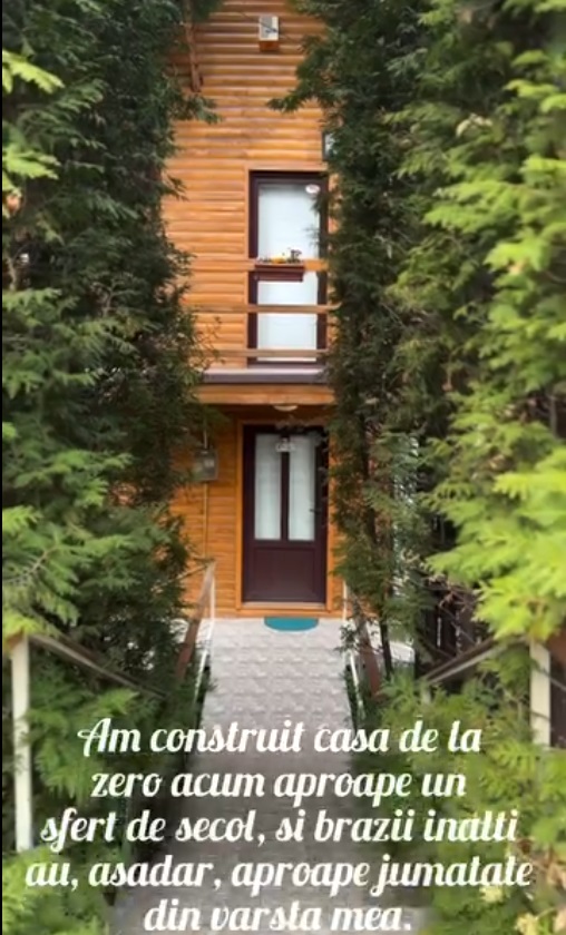 Andreea Marin a făcut plajă în curtea casei sale din Telega, Prahova. Cum a apărut în costum de baie: „Aici îmi regăsesc echilibrul”