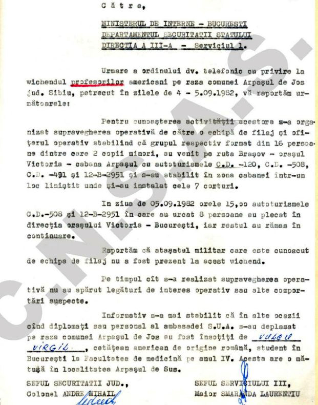 Laurențiu Smaranda, fost angajat al Universității din Sibiu, declarat „ofițer al Securității”. A condus operațiunea „Universaliștii”, în care a filat timp de 15 ani un inginer suspectat de spionaj