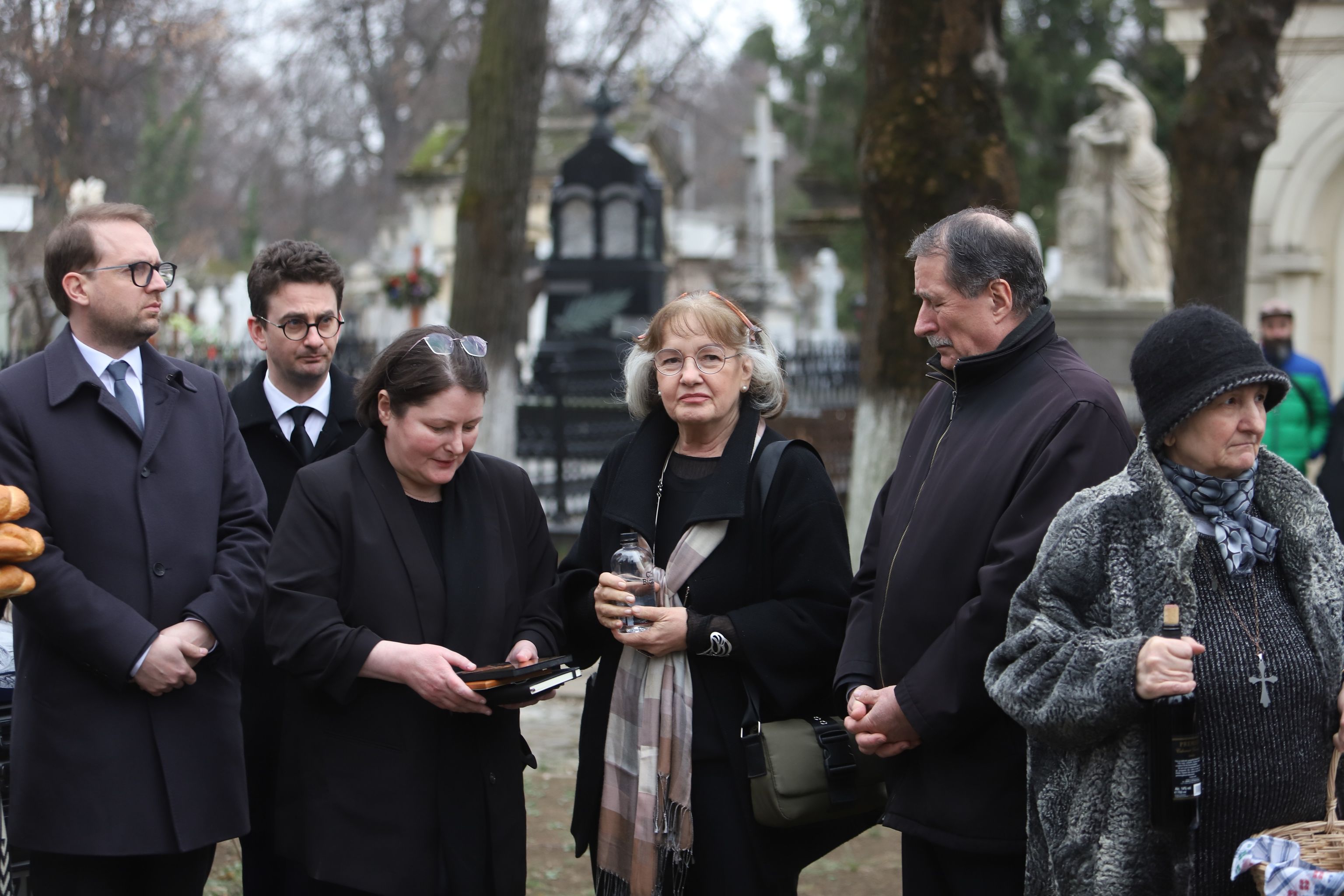 Filozoful Mihai Șora, înmormântat cu onoruri militare la Cimitirul Bellu