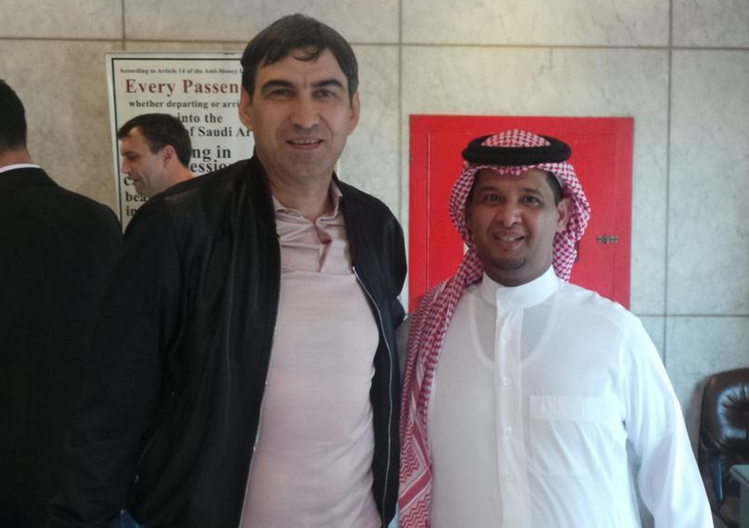 EXCLUSIV / Primele fotografii cu Victor Piţurcă de la sosirea în Arabia Saudită