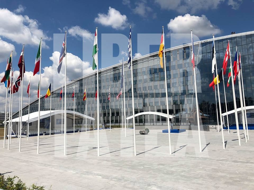 UPDATE | Discuții grele în timpul summitului NATO. Trump și-a schimbat tonul după ce a vorbit cu Merkel