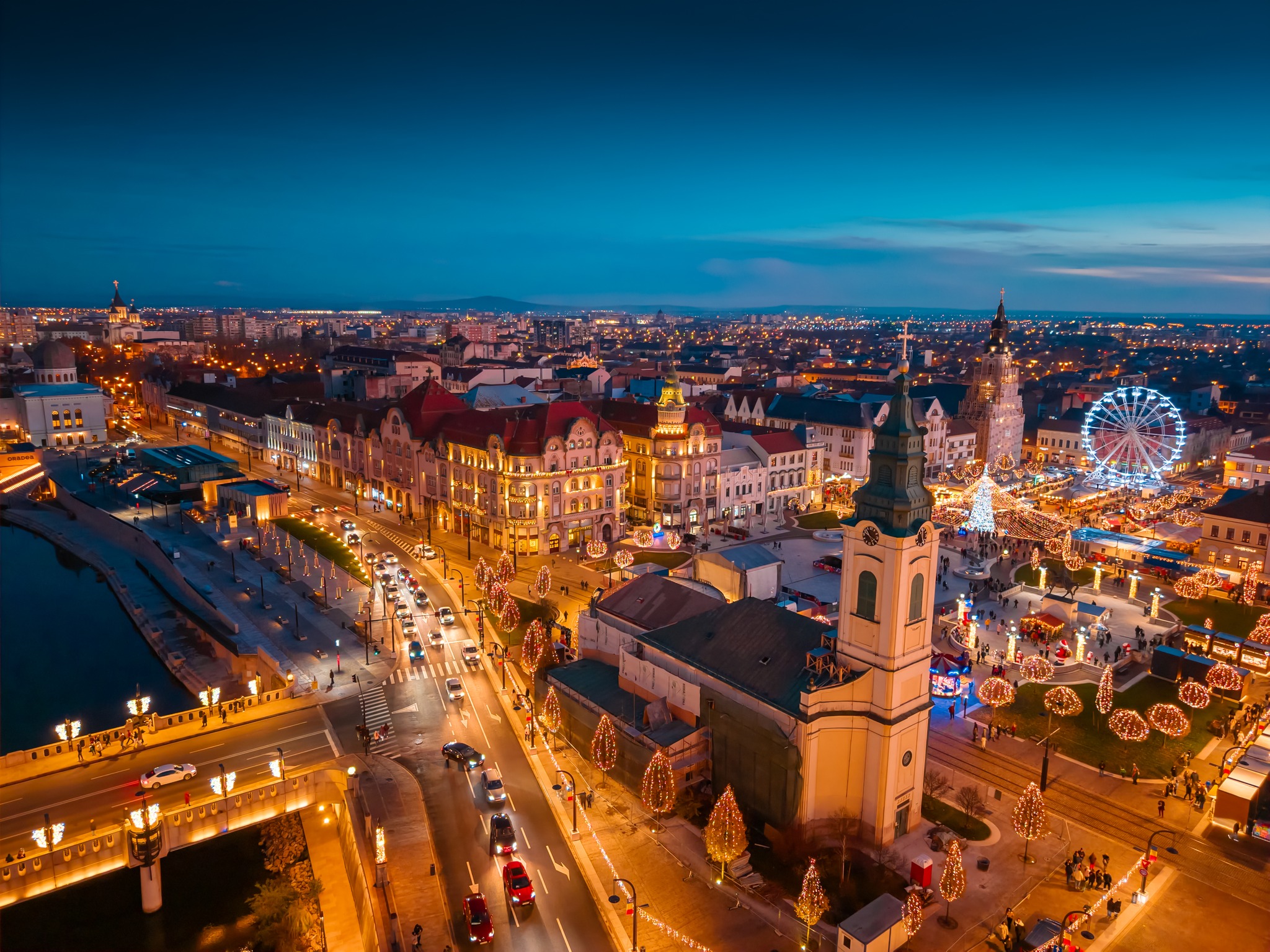 Târgul de Crăciun Oradea 2025. Miza pe artizanatul românesc, cu produse create de meșteșugari + un patinoar de 30 de metri lungime