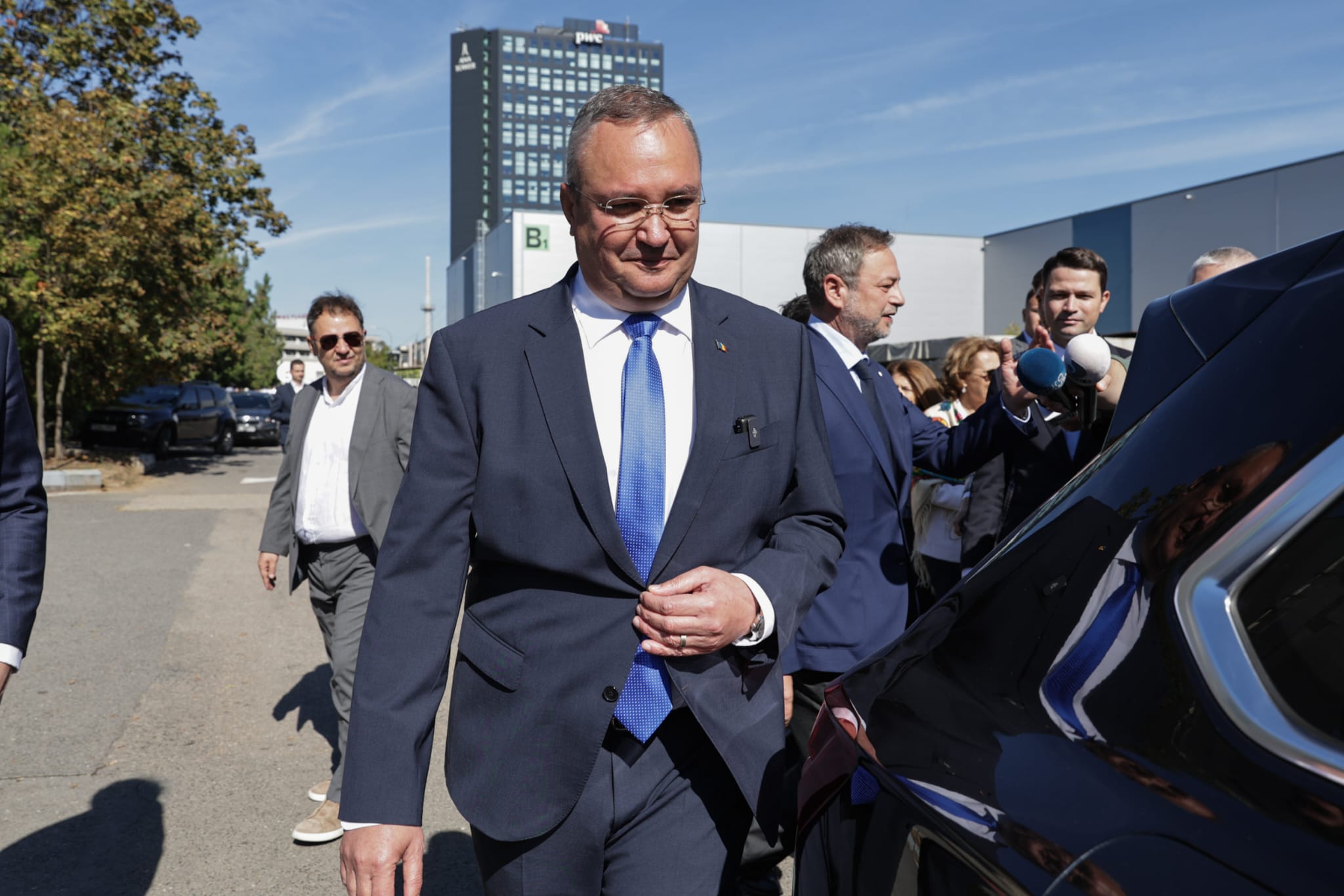 Nicolae Ciucă şi-a depus candidatura la alegerile prezidenţiale: „România are nevoie de o viziune de dreapta”