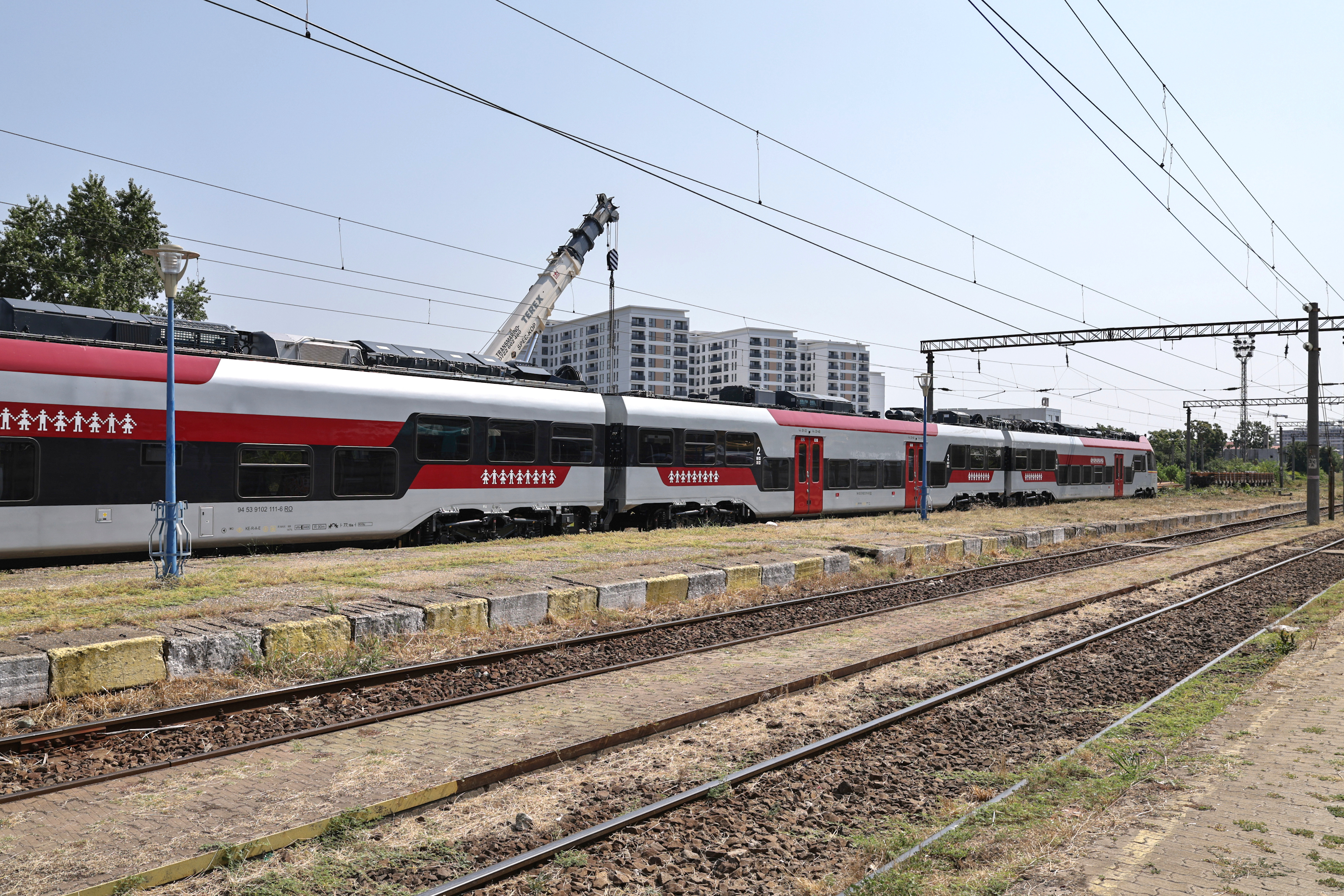 Gara-fantomă din București: dezastru total, cinci trenuri vin și pleacă, iar călătorii așteaptă micii calzi „La pierde tren”
