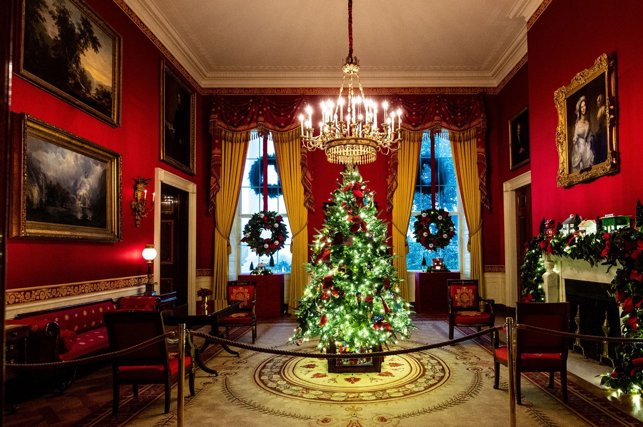 Casa Albă, decorată de Crăciun de către Melania Trump, pentru ultima oară în calitate de primă-doamnă