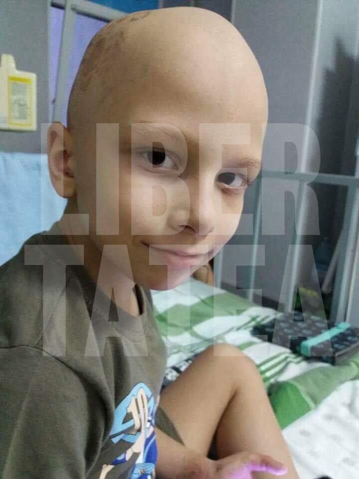 REPORTAJ/ Drama unei familii din Buzău: O mamă și mezinul ei, diagnosticați cu cancer. "Lumea pentru mine s-a oprit în loc" (GALERIE FOTO)