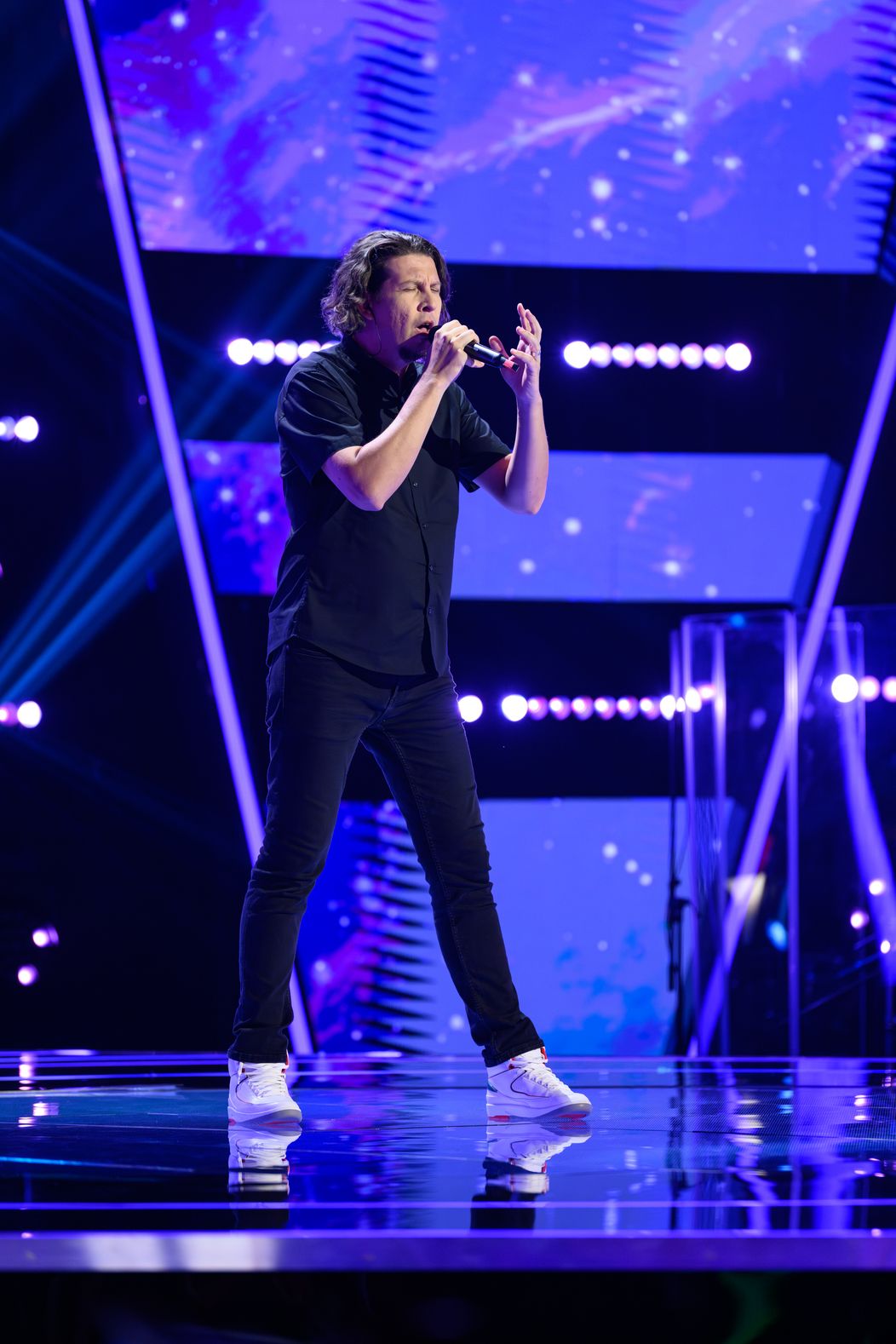 Tudor Turcu, câștigătorul „X Factor” în 2012, a făcut show pe scena de la „Vocea României” 2025. Pe cine a ales ca antrenor. „Are o voce fantastică”