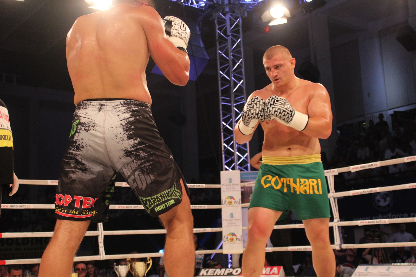 GALERIE FOTO / SUPERKOMBAT CONSTANȚA: Moroșanu a dat de pământ cu colosul din Kavala!
