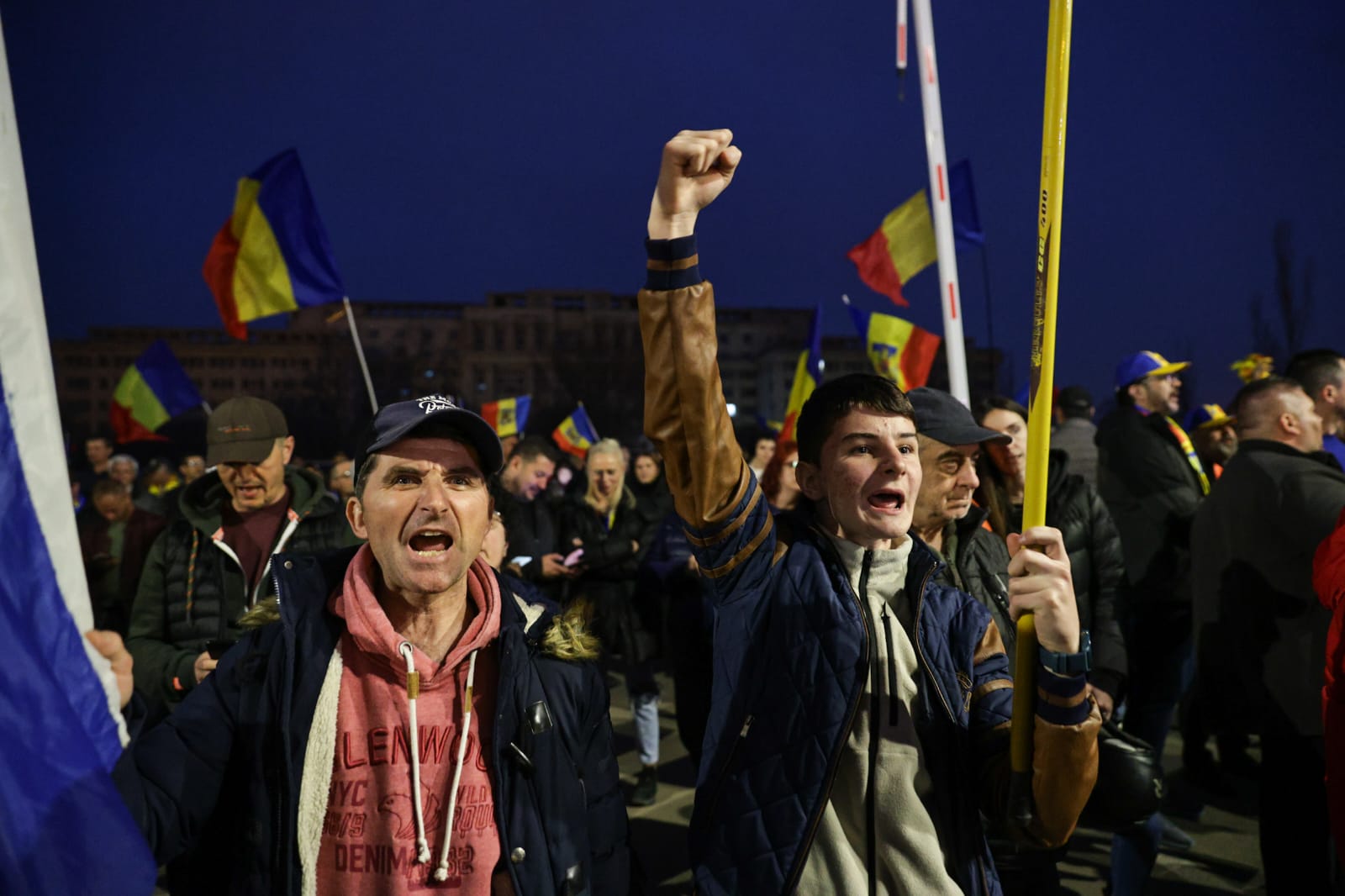 Susținătorii lui Călin Georgescu au fost în fața CCR. Curtea i-a respins contestația, nu mai are nicio șansă de a candida