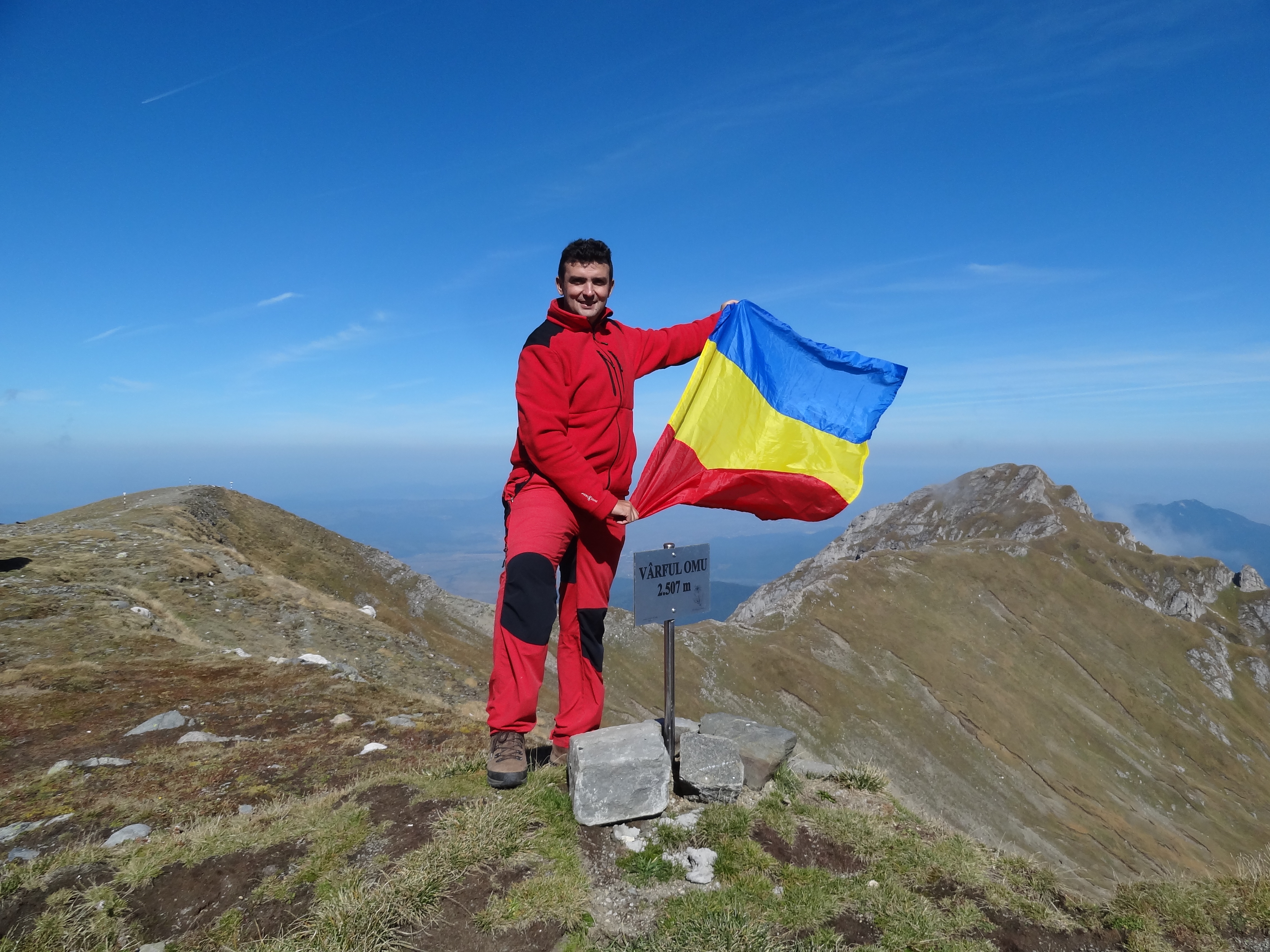 REPORTAJ/Un comisar de la Investigații Criminale e îndrăgostit de orhidee, iar pasiunea lui e cam...derutantă pentru infractori: ”Mi-a zis unul că, dacă tot am așa suflet bun, să nu-l bag la pușcarie!”