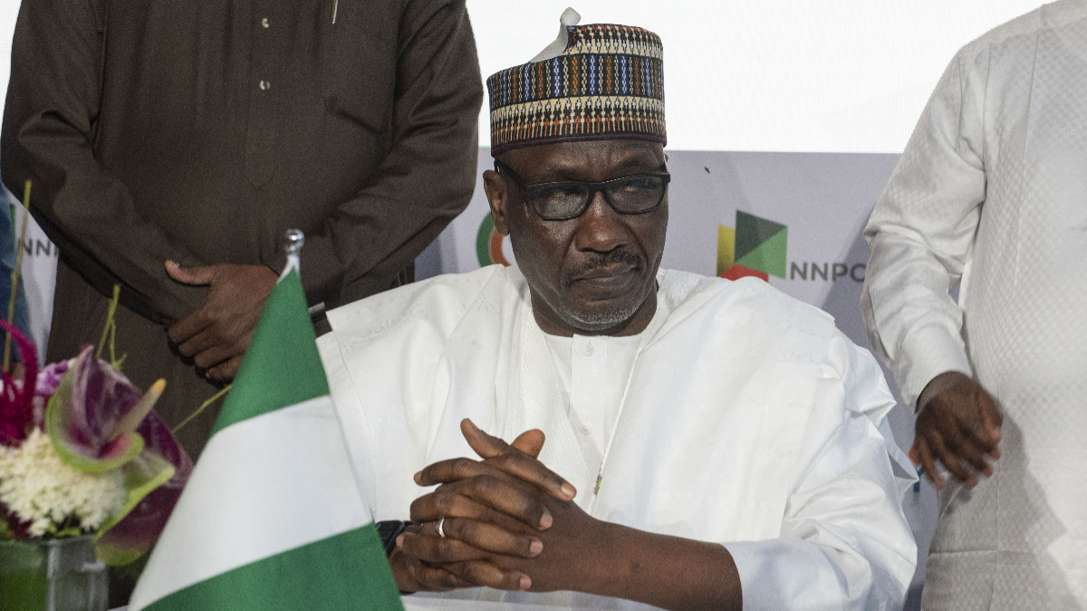 Nigeria orders arrest of former state oil chief over $154 billion audit probe amid failed refinery repairs