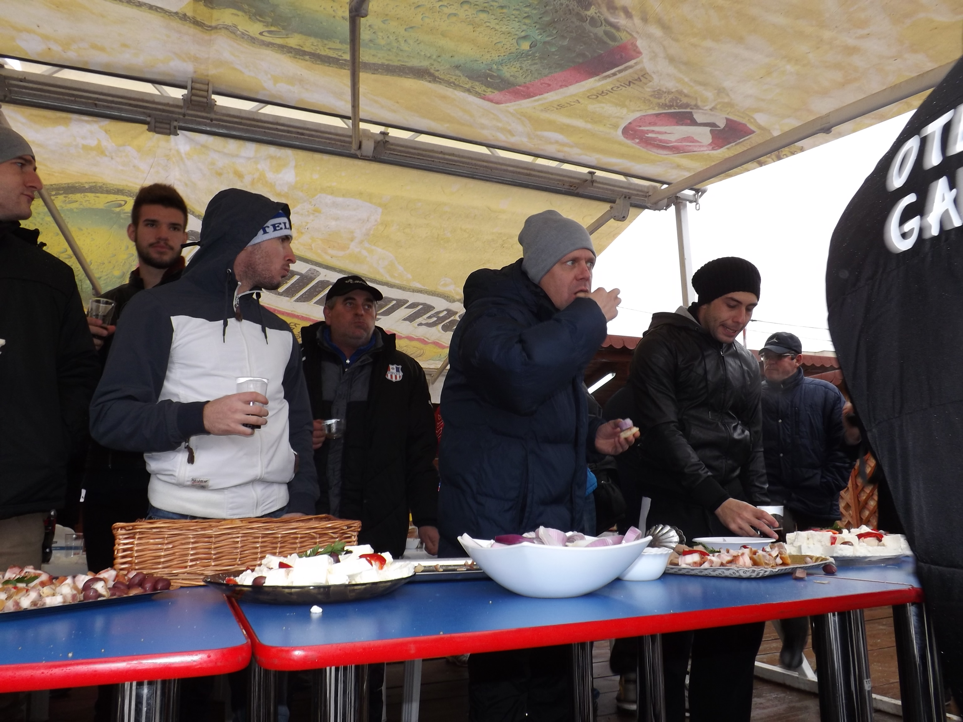 Oțelarii au tăiat porcul, dar cu atenție la siluetă! Selymes dă amenzi de 500 euro pe kilogram în plus