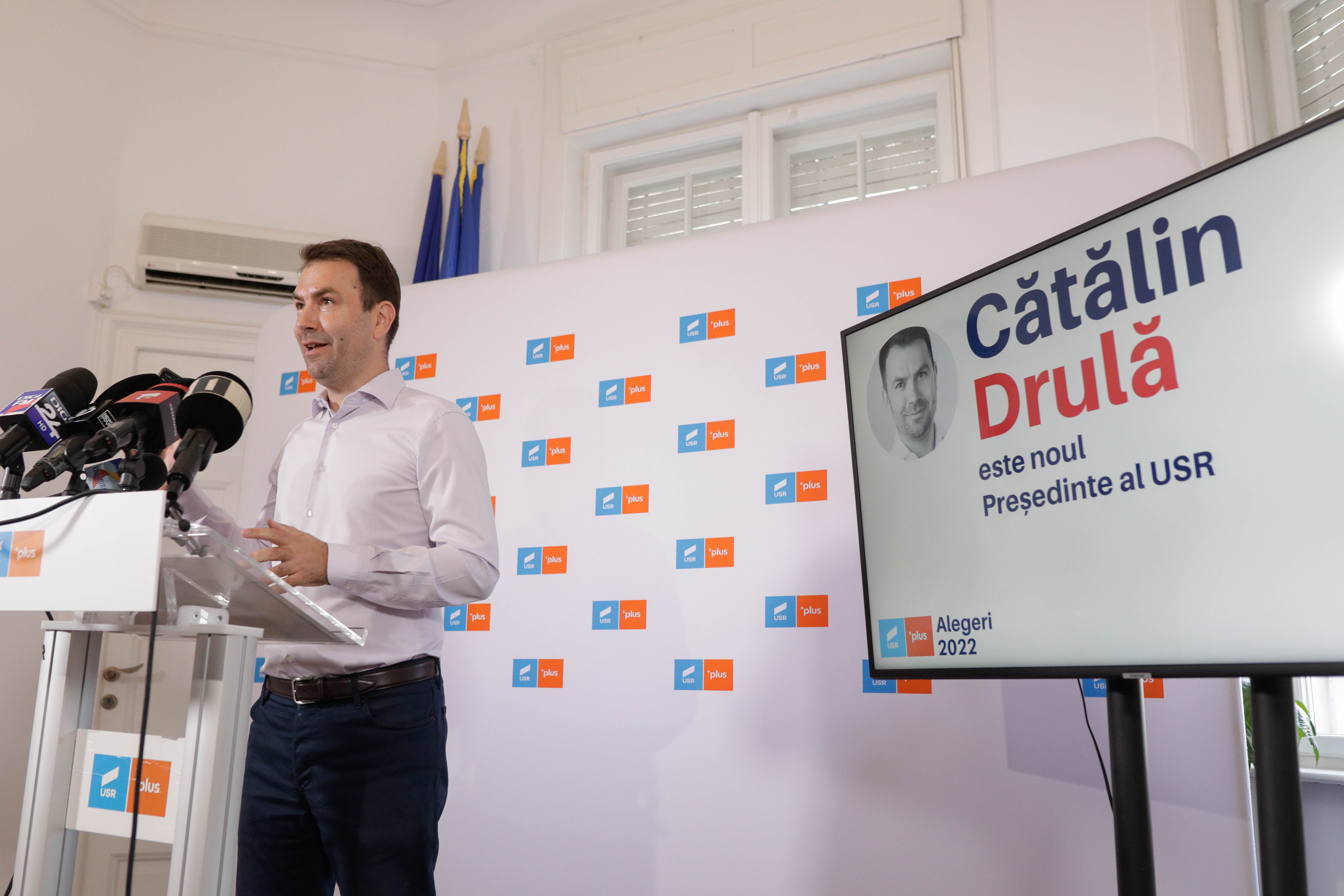 Cătălin Drulă, al doilea președinte demisonar al USR în tot atâția ani. Cariera politică