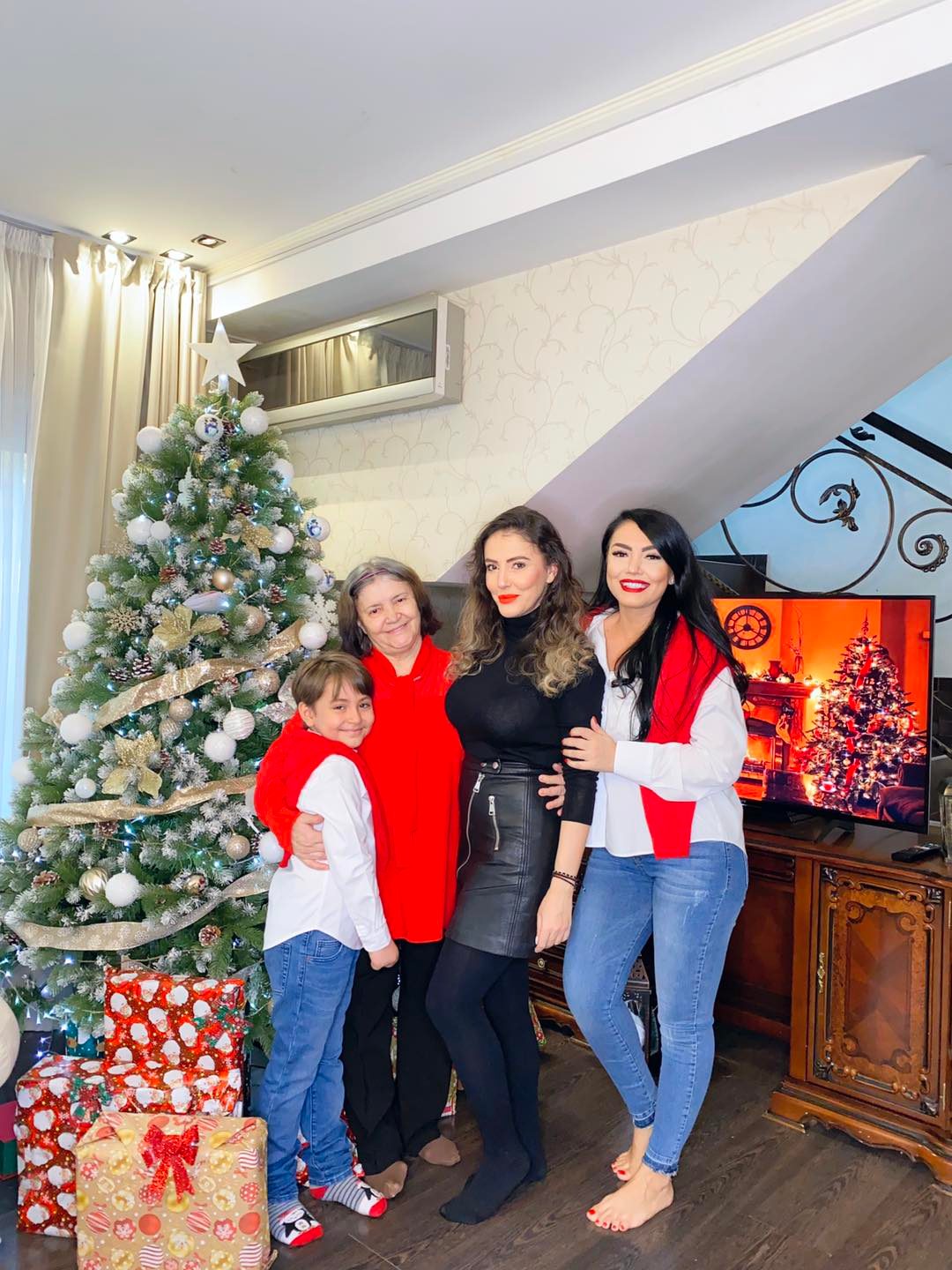 Imagini din casa în care locuiește Andreea Mantea. Detaliul din dormitor care a atras atenția tuturor