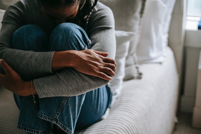 What are the types of relationship traumas? [GrouportTherapy]