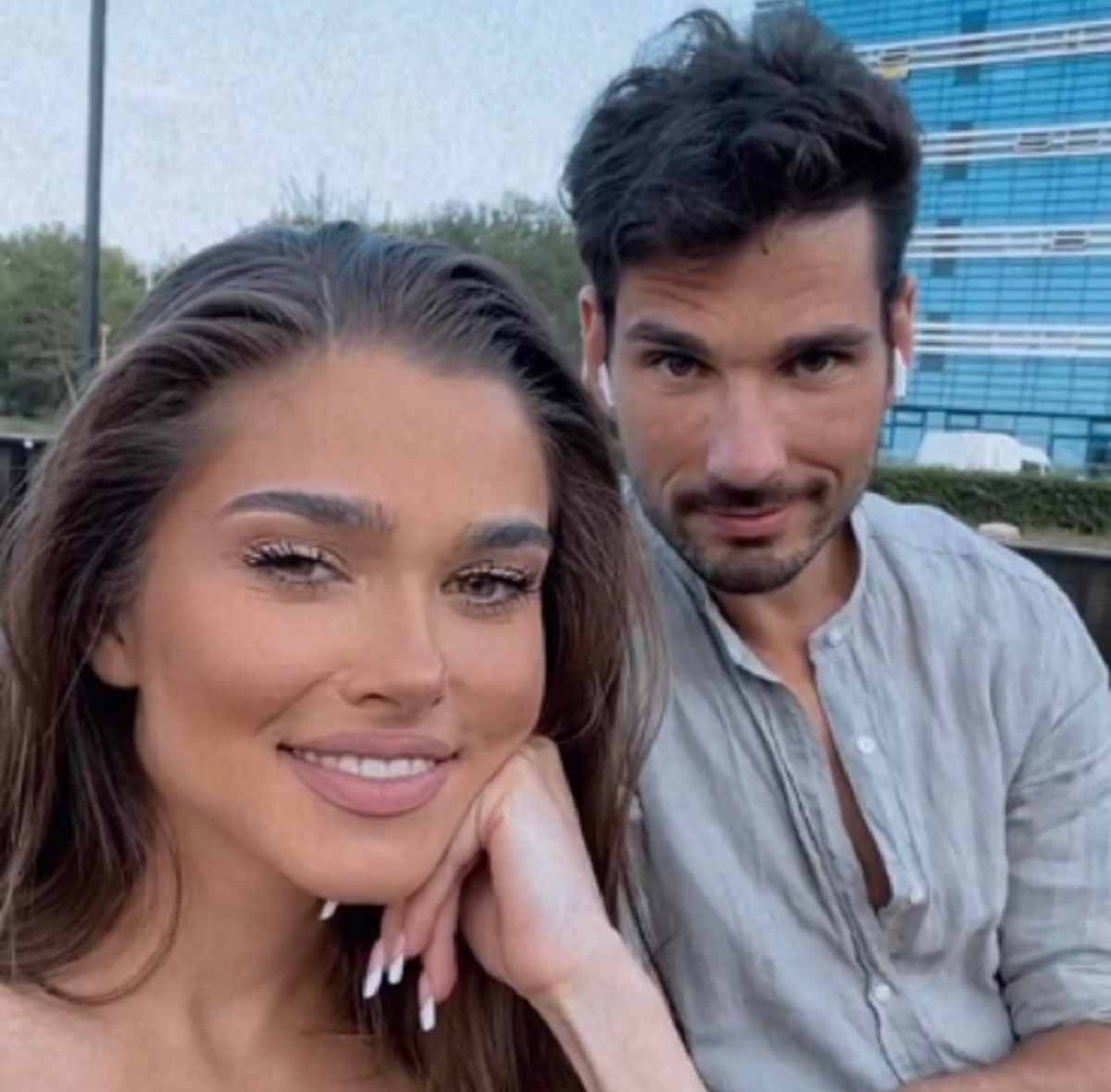 Theo Rose și Anghel Damian au dezvăluit sexul bebelușului: „De data asta aflați de la noi”