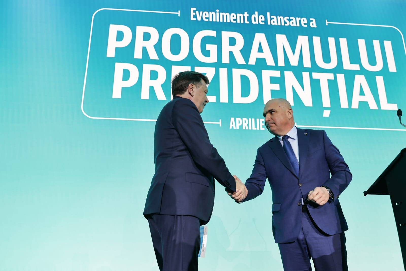 Crin Antonescu și-a lansat programul politic „România, înainte!” pentru alegerile prezidențiale